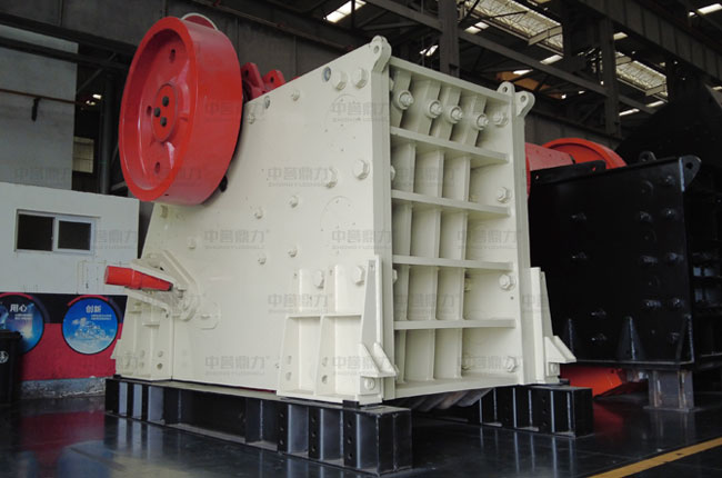 德版顎式破碎機圖片