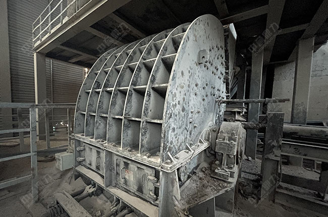 1815重型錘式破碎機生產線