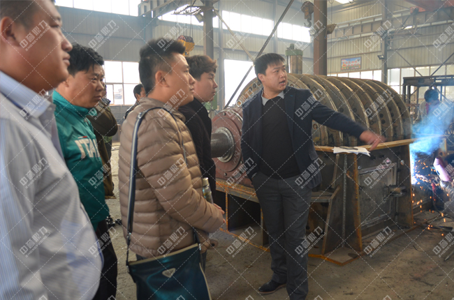 �R��(j��ng)�����ڽo���տ͑��M(j��n)�е�Ԕ��(x��)���O(sh��)���v��