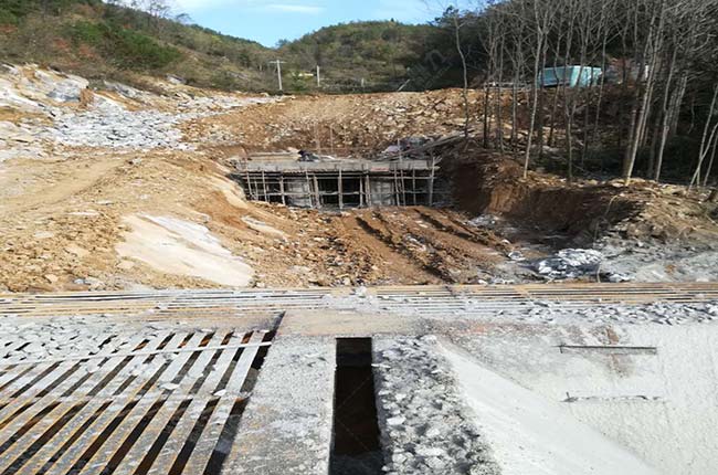 �ؑc��ɽ�r�a300���������a��