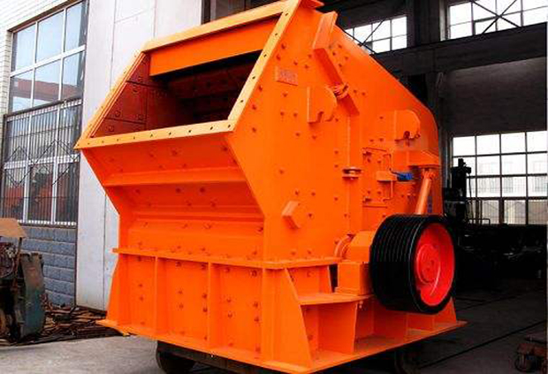 反擊式破碎機設備 反擊式破碎機設備