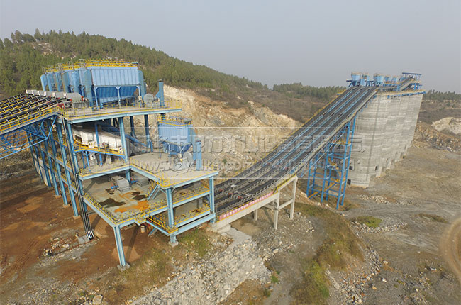 膠帶輸送機(jī)客戶現(xiàn)場(chǎng)2