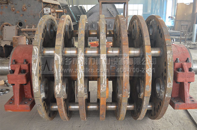 錘式破碎機主軸展示2