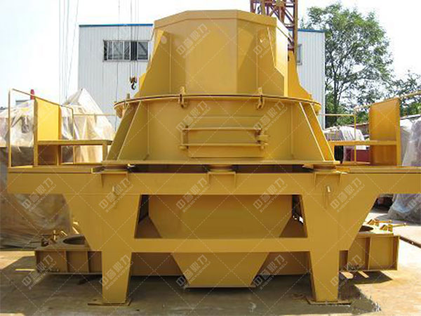 立式?jīng)_擊破碎機(jī)