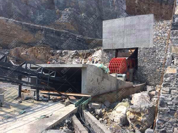 新疆時產200噸石料生產線