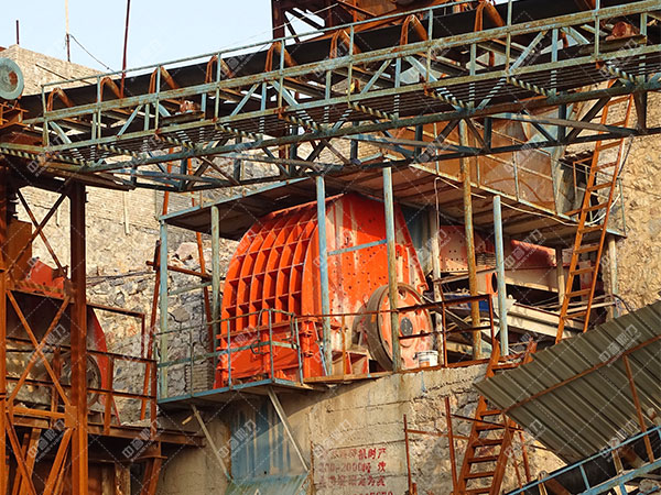 錘式破碎機(jī)