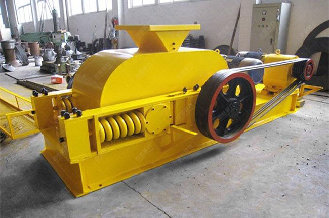 ��݁����C