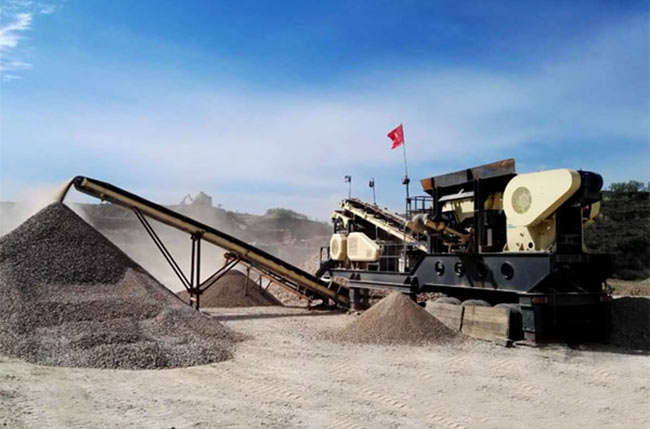 移動式破石頭機器